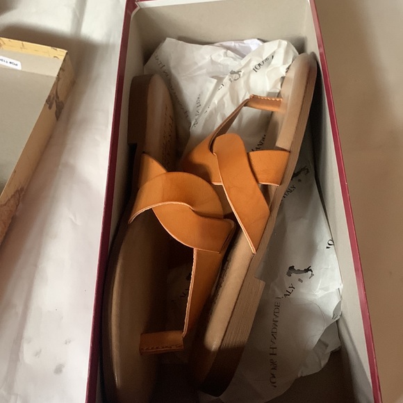 New EASY STREET Tuscany by Women's Abriana Sandals - Picture 6 of 9